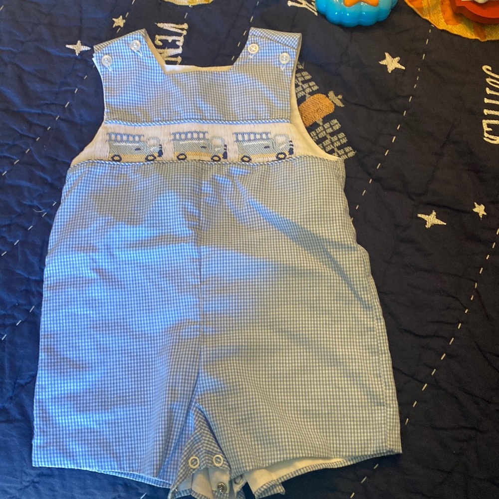 Excellent Condition Bailey Boys John John